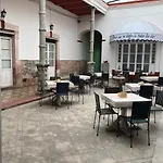Hostal Luve